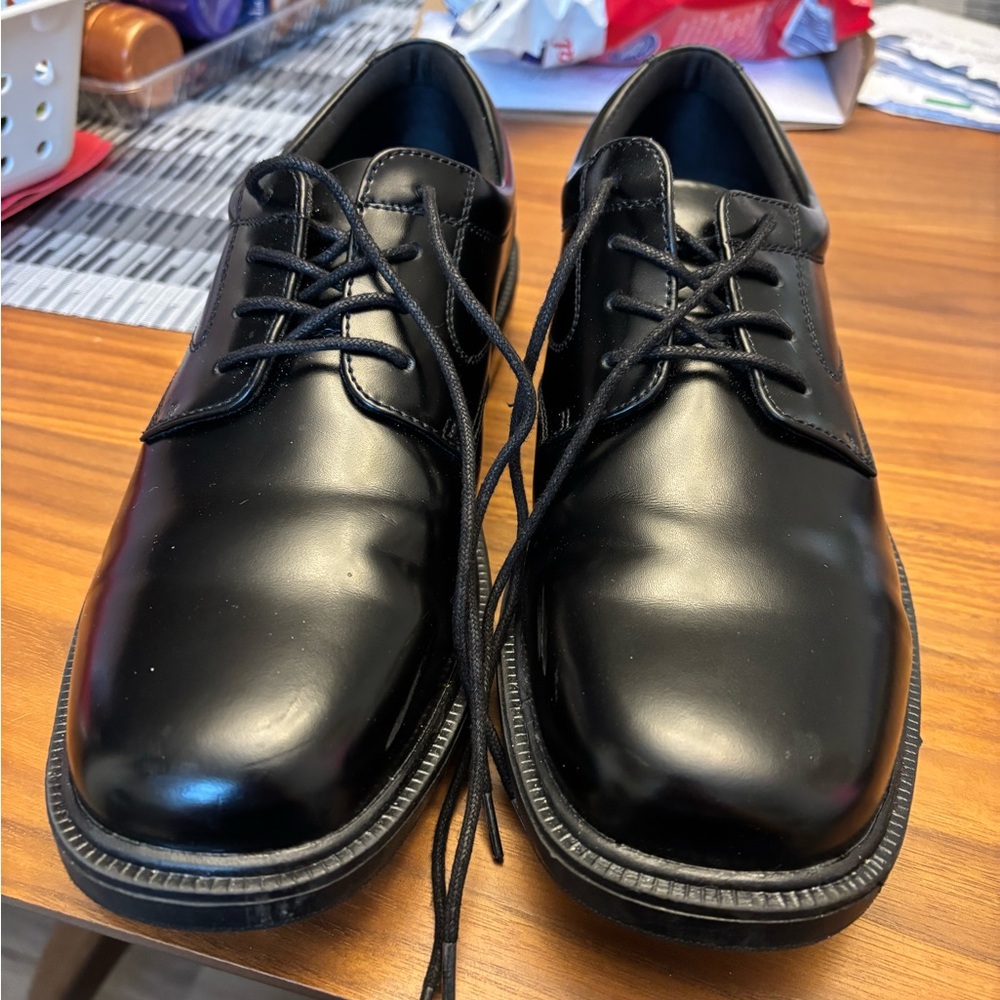 Nunn Bush Black Oxfords Smooth Leather Finish